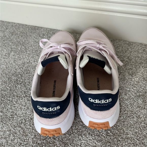 Adidas - Run 70s Sneaker - Womens 9.5 - used like new - Picture 5 of 7